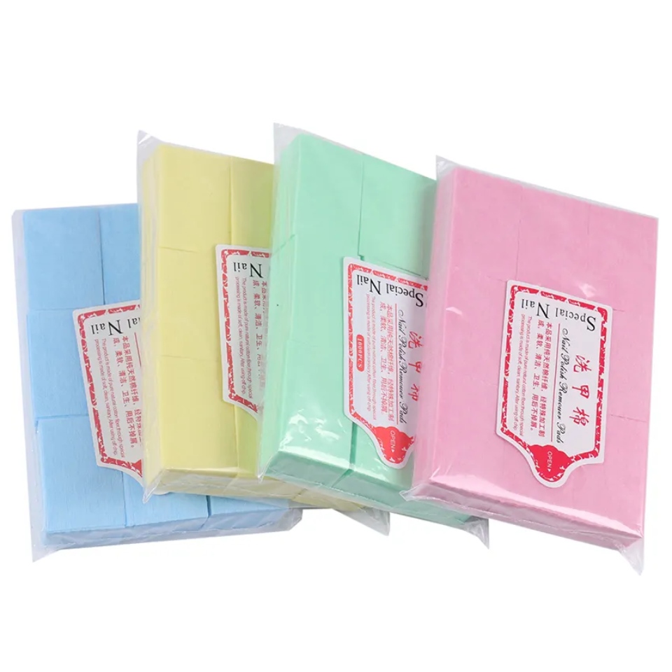 রঙিন তুলো পেরেক wipes